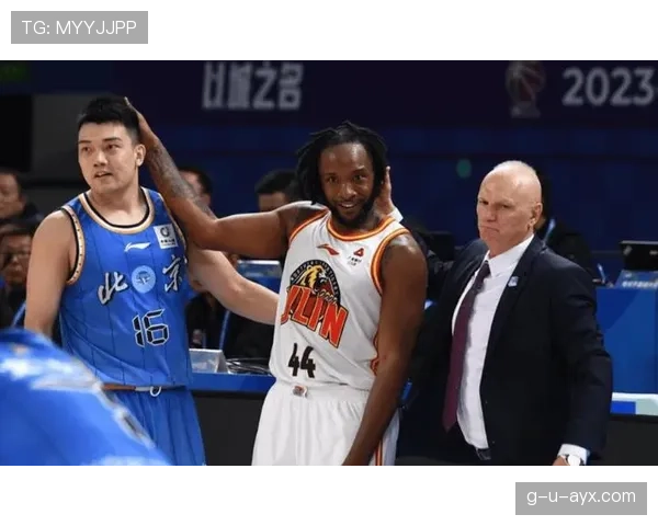 朗多利用高位策应与精准传导提升了球队阵地战效率